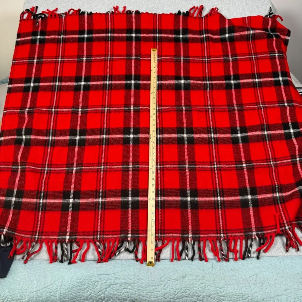 Vintage 70s Faribo Red Plaid Throw Blanket USA Faribault Woolen Mill Co 36x48